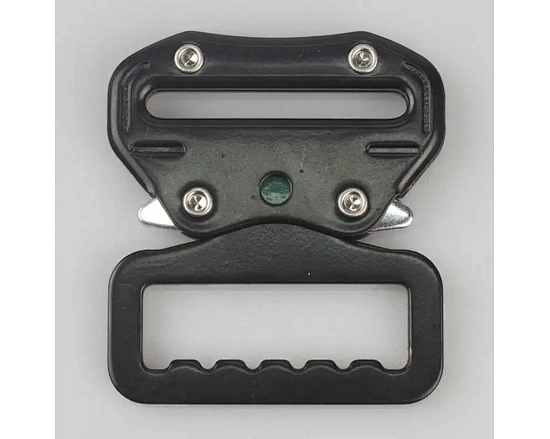 metal belt buckle